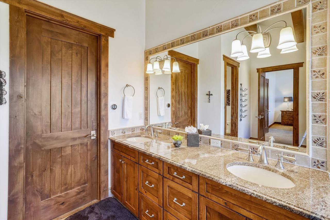 Bathroom - Highlands Hideaway - Breckenridge Vacation Rental Bathroom - Highlands Hideaway - Breckenridge Vacation Rental