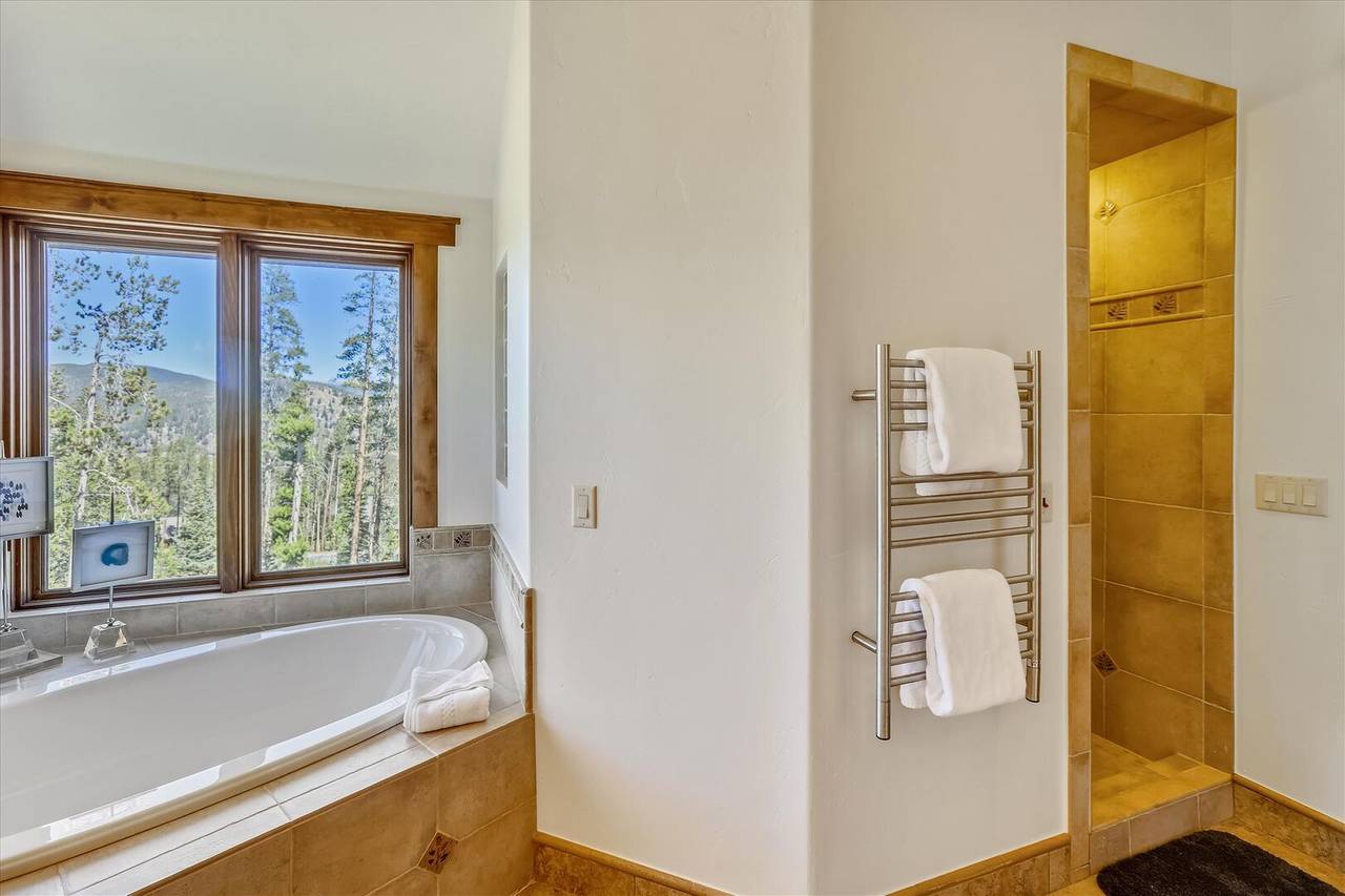 Bathroom - Highlands Hideaway - Breckenridge Vacation Rental Bathroom - Highlands Hideaway - Breckenridge Vacation Rental