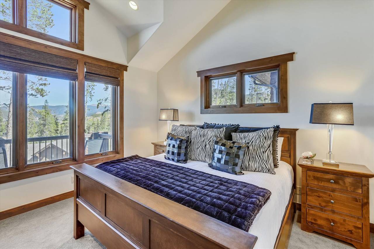 Bedroom - Highlands Hideaway - Breckenridge Vacation Rental Bedroom - Highlands Hideaway - Breckenridge Vacation Rental