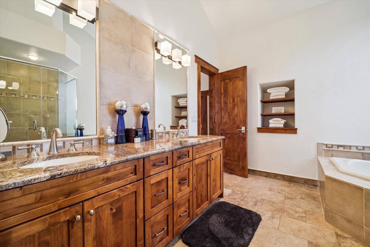Bathroom - Highlands Hideaway - Breckenridge Vacation Rental Bathroom - Highlands Hideaway - Breckenridge Vacation Rental