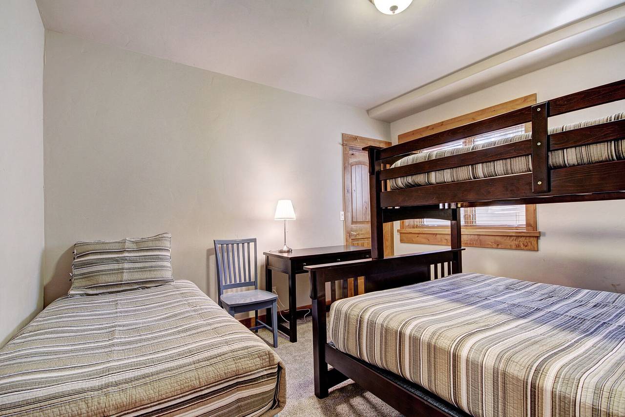 Bedroom - Highlands Trail House - Breckenridge Vacation Rental Bedroom - Highlands Trail House - Breckenridge Vacation Rental