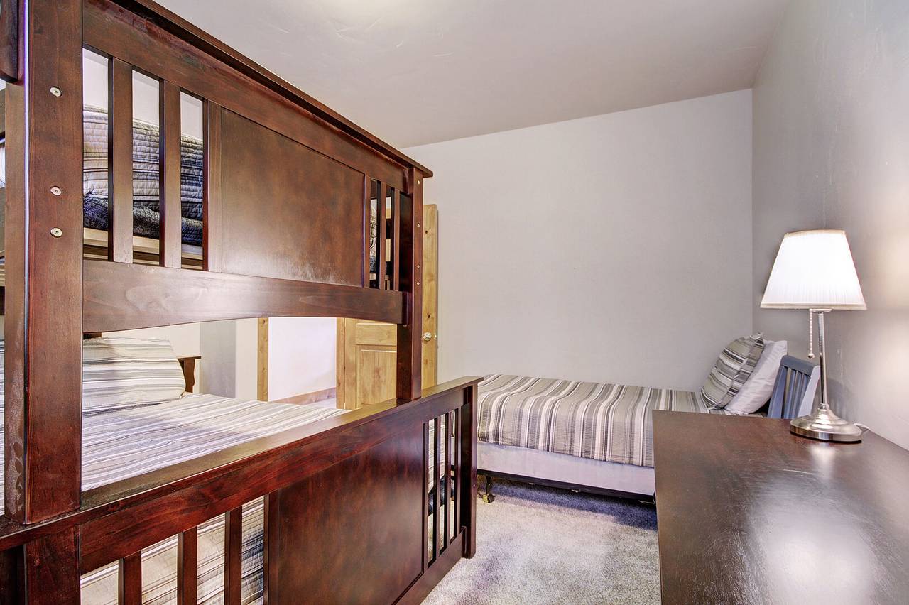 Bedroom - Highlands Trail House - Breckenridge Vacation Rental Bedroom - Highlands Trail House - Breckenridge Vacation Rental