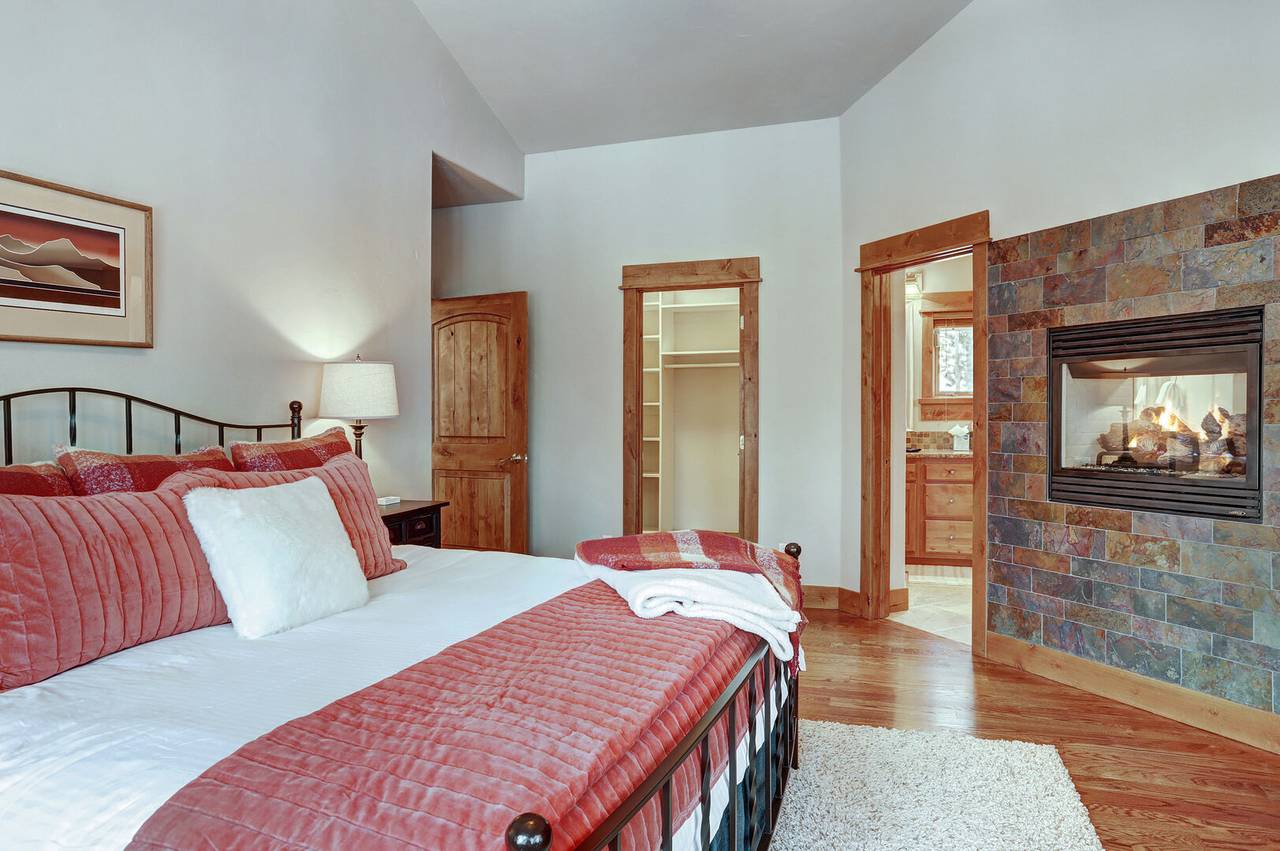 Bedroom - Highlands Trail House - Breckenridge Vacation Rental Bedroom - Highlands Trail House - Breckenridge Vacation Rental