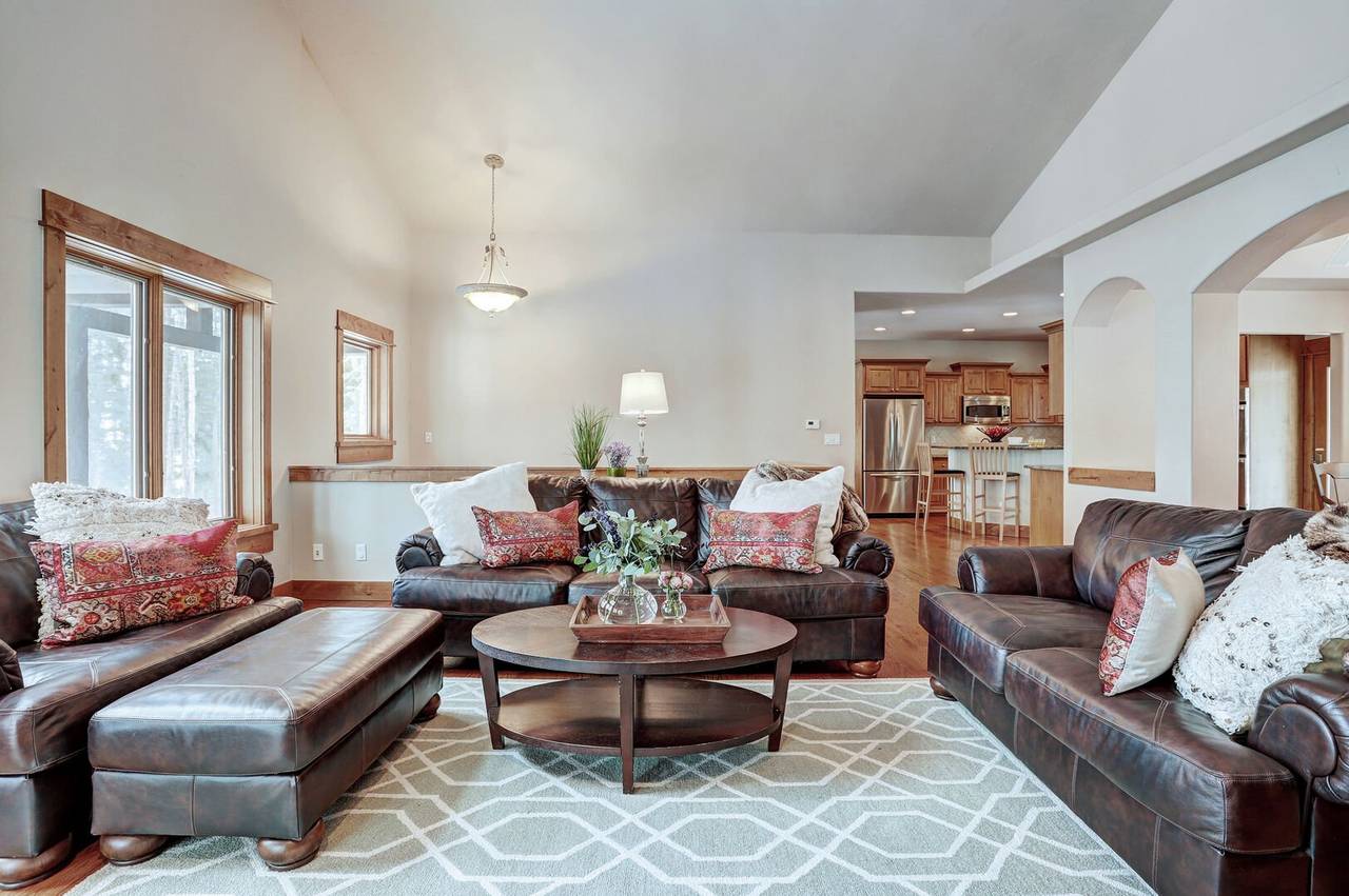 Living Room - Highlands Trail House - Breckenridge Vacation Rental Living Room - Highlands Trail House - Breckenridge Vacation Rental