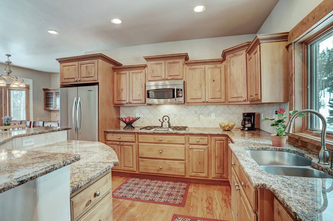 Kitchen - Highlands Trail House - Breckenridge Vacation Rental Kitchen - Highlands Trail House - Breckenridge Vacation Rental