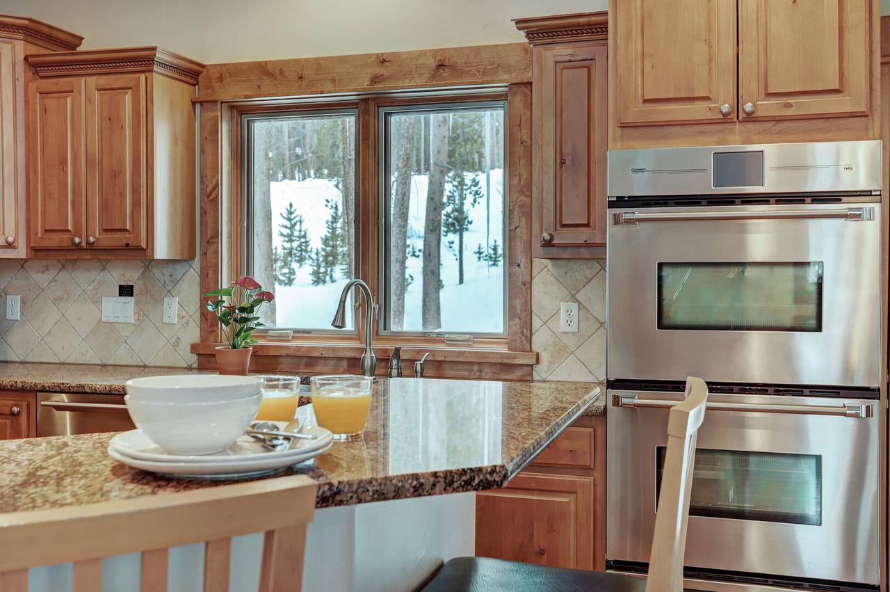 Kitchen - Highlands Trail House - Breckenridge Vacation Rental Kitchen - Highlands Trail House - Breckenridge Vacation Rental