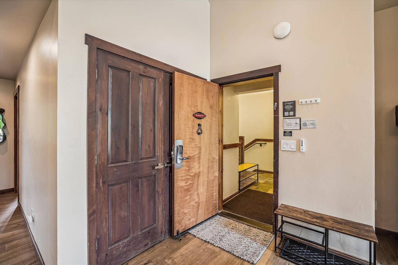 Entry - Main Street Junction 29 - Breckenridge Vacation Rental Entry - Main Street Junction 29 - Breckenridge Vacation Rental