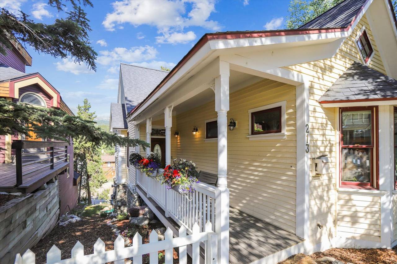 Exterior - Ridge Street Lookout - Breckenridge Vacation Rental Exterior - Ridge Street Lookout - Breckenridge Vacation Rental