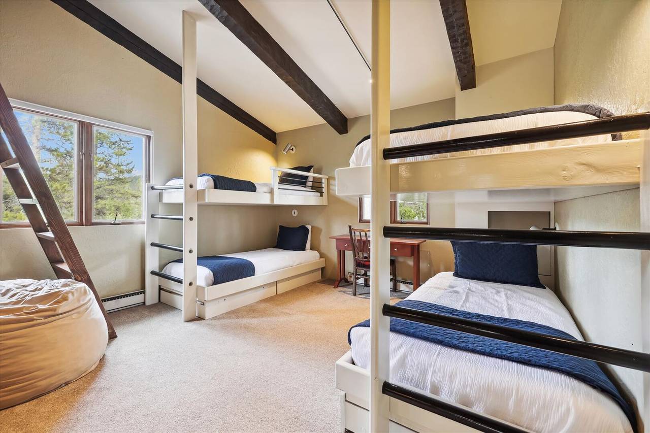 Bedroom - Miners Peak Residence - Breckenridge Vacation Rental Bedroom - Miners Peak Residence - Breckenridge Vacation Rental