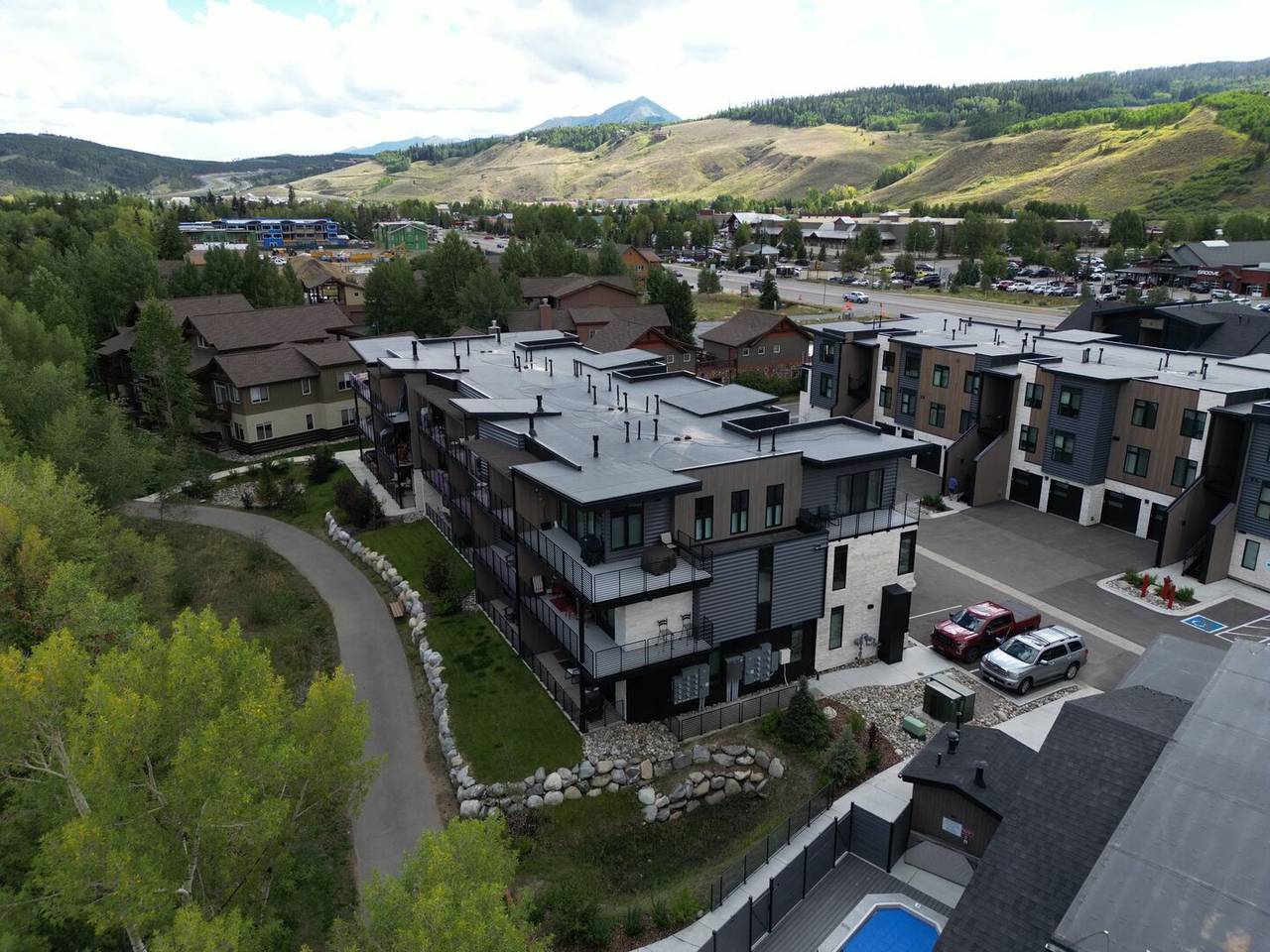 Exterior - River West 814 - Silverthorne Vacation Rental Exterior - River West 814 - Silverthorne Vacation Rental