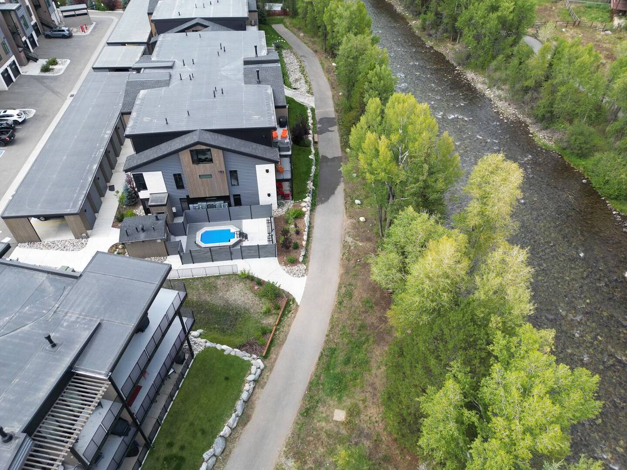 Exterior - River West 924 - Silverthorne Vacation Rental Exterior - River West 924 - Silverthorne Vacation Rental