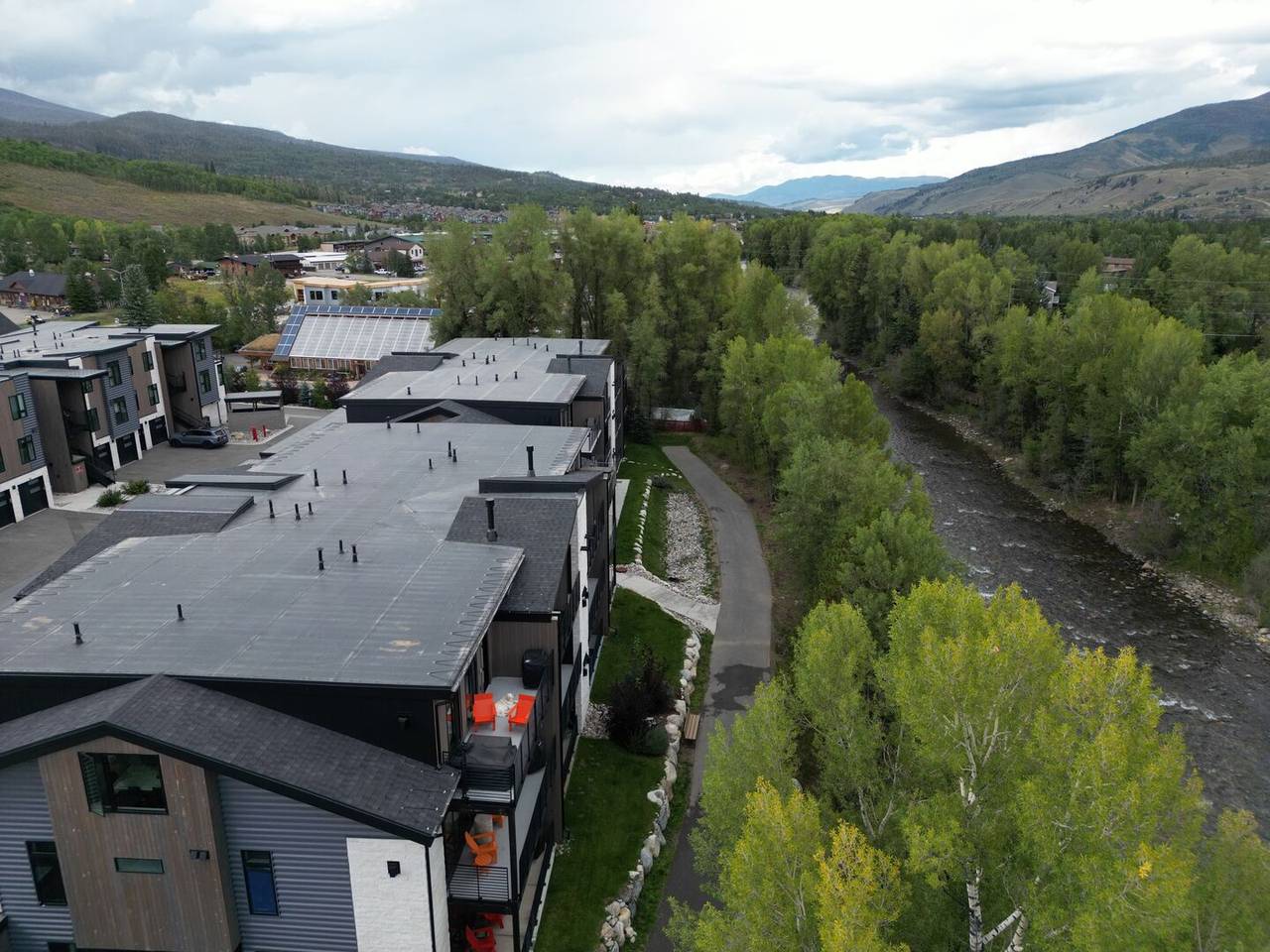 Exterior - River West 924 - Silverthorne Vacation Rental Exterior - River West 924 - Silverthorne Vacation Rental