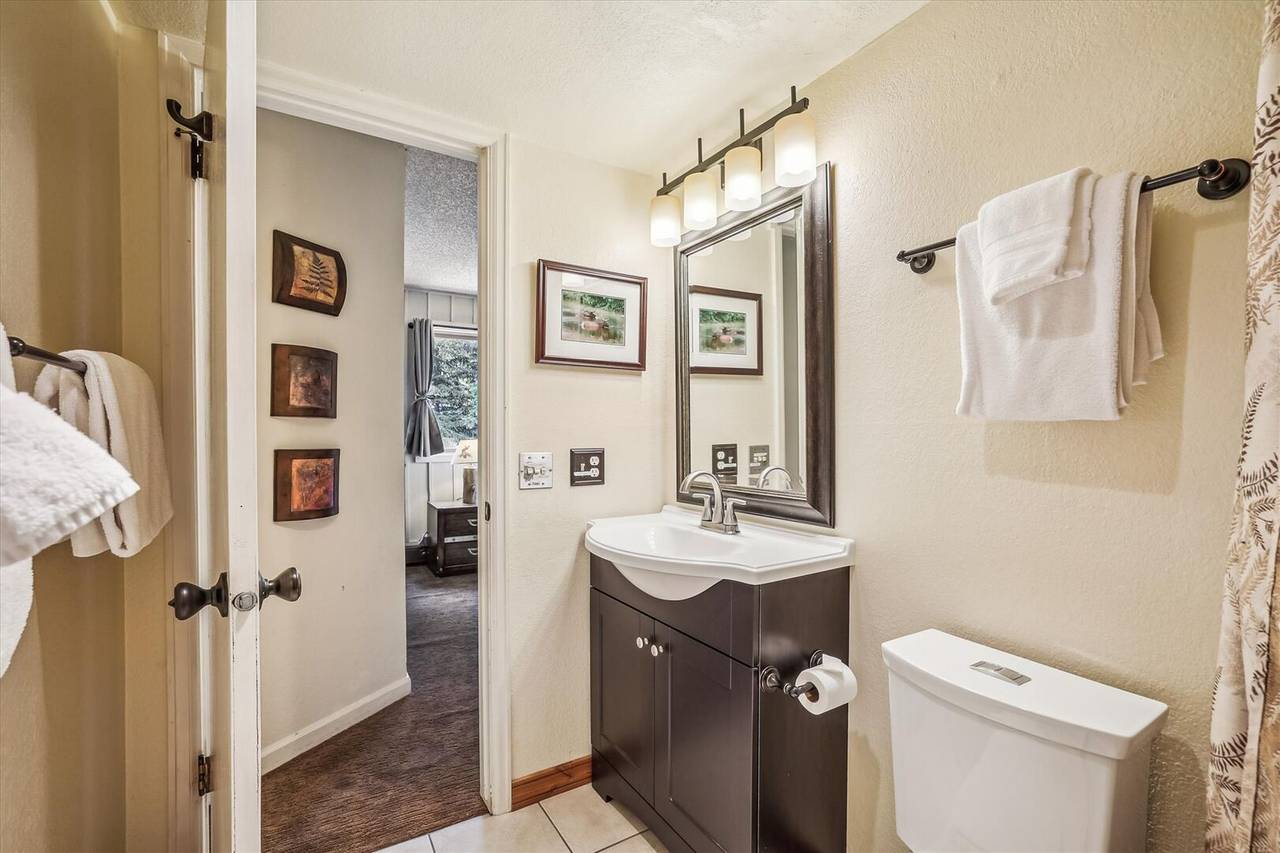 Bathroom - Powder Ridge 108 - Breckenridge Vacation Rental Bathroom - Powder Ridge 108 - Breckenridge Vacation Rental