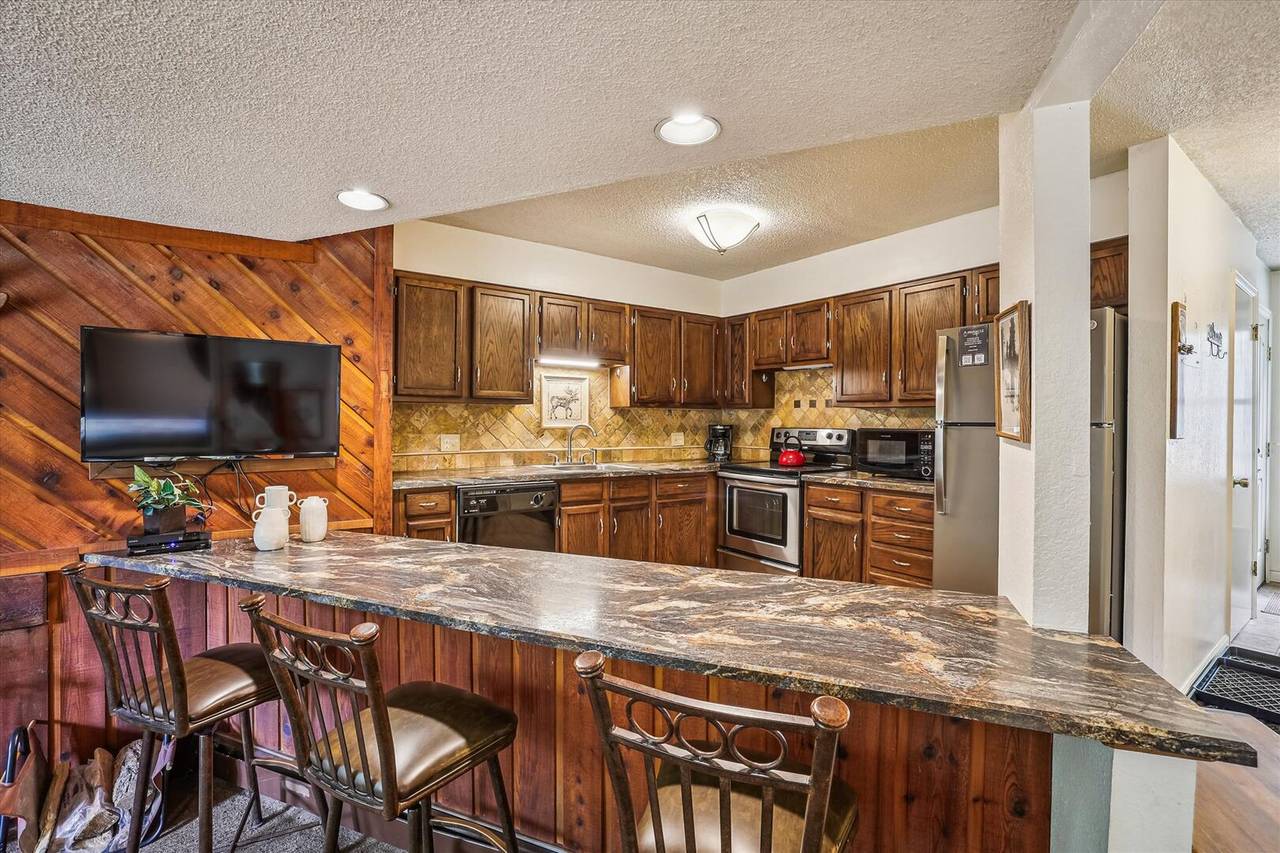 Kitchen - Powder Ridge 108 - Breckenridge Vacation Rental Kitchen - Powder Ridge 108 - Breckenridge Vacation Rental