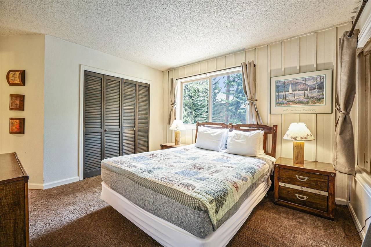 Bedroom - Powder Ridge 108 - Breckenridge Vacation Rental Bedroom - Powder Ridge 108 - Breckenridge Vacation Rental