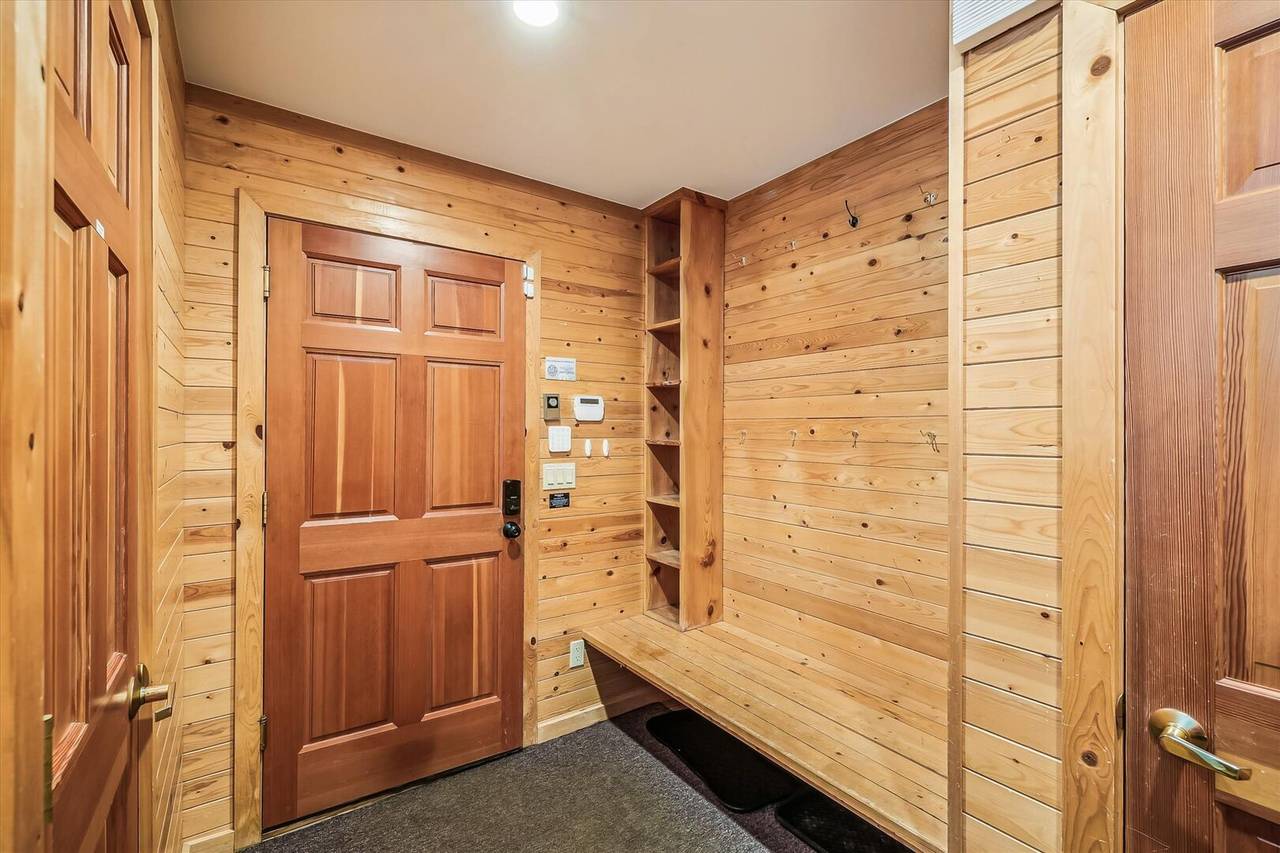 Mud Room, Stormbunker Paradise, Breckenridge Vacation Rental Mud Room, Stormbunker Paradise, Breckenridge Vacation Rental