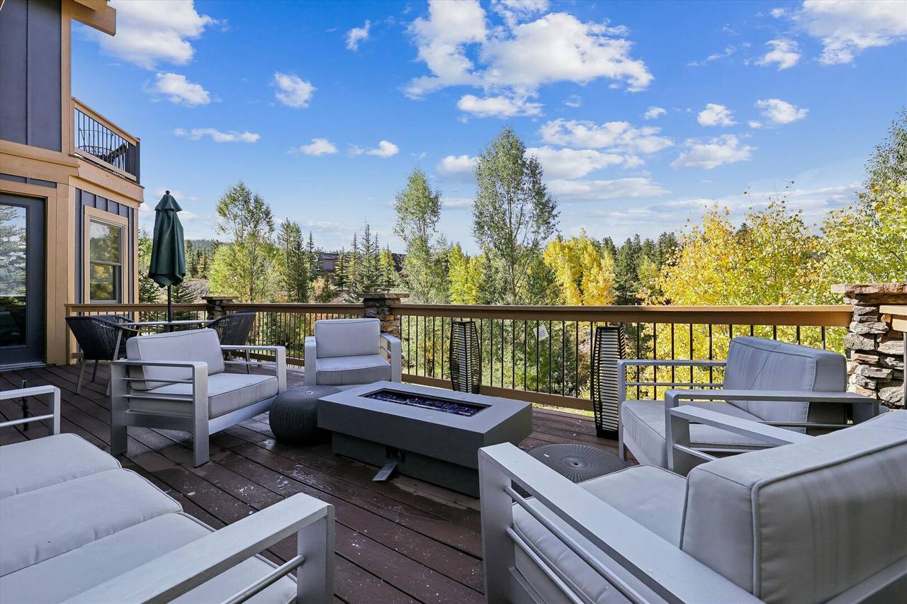 Deck - Creekside Escape - Breckenridge Vacation Rental Deck - Creekside Escape - Breckenridge Vacation Rental