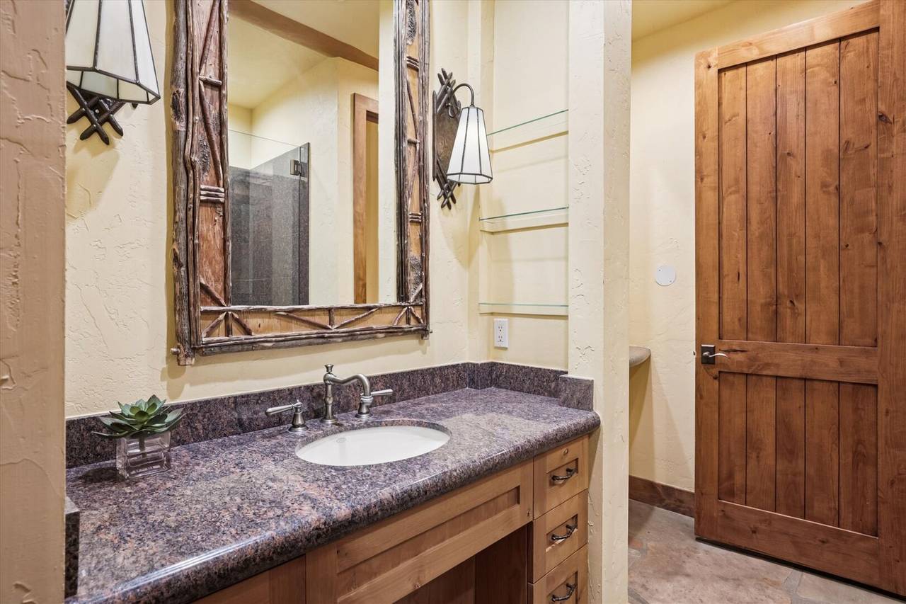 Bathroom - Rubywood - Breckenridge Vacation Rental Bathroom - Rubywood - Breckenridge Vacation Rental