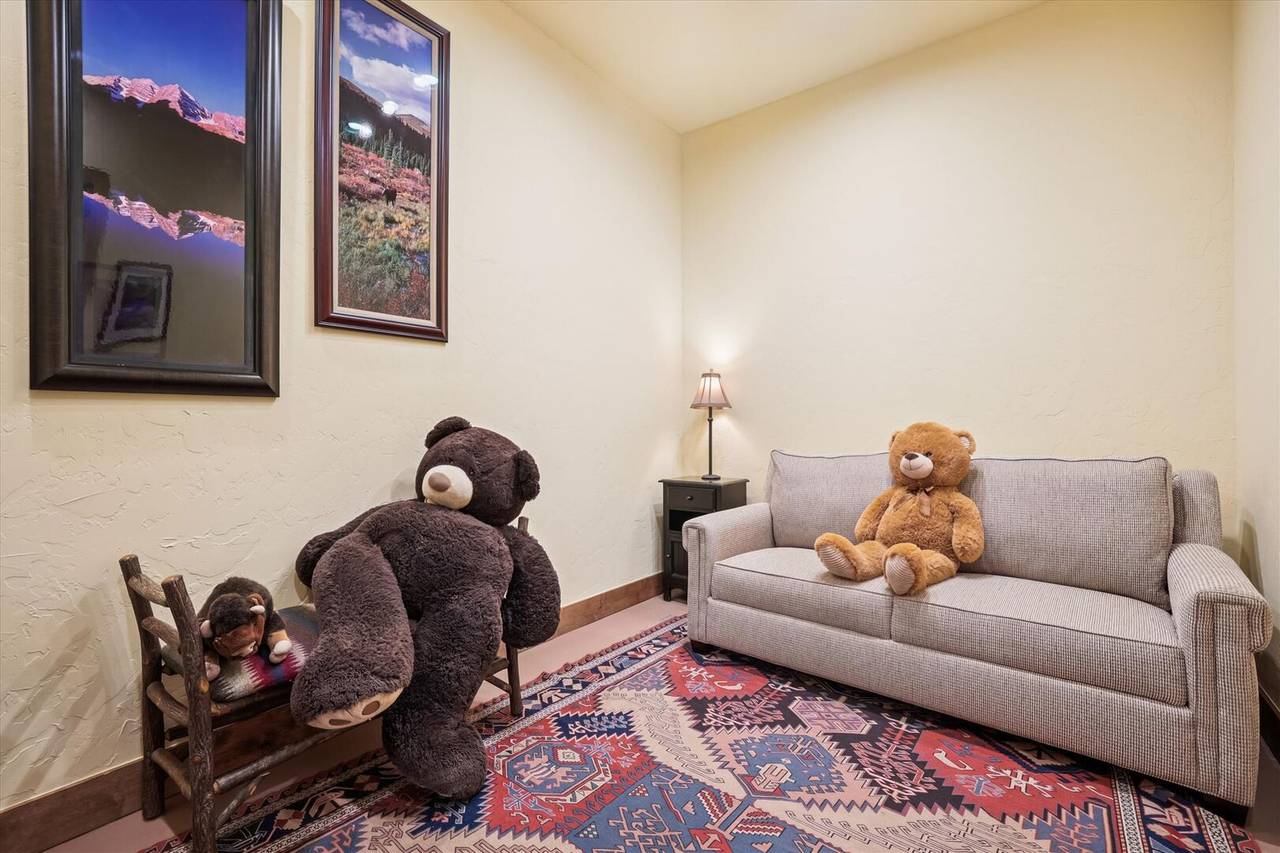 Living Area - Rubywood - Breckenridge Vacation Rental Living Area - Rubywood - Breckenridge Vacation Rental