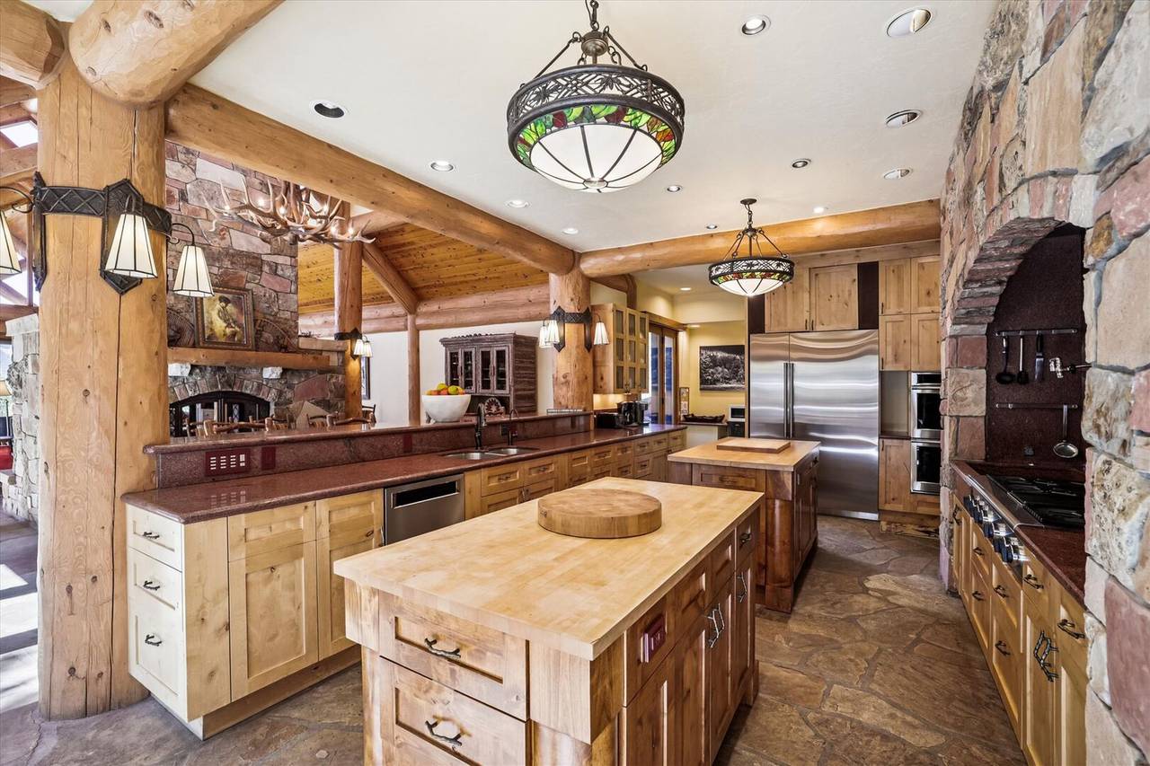 Kitchen - Rubywood - Breckenridge Vacation Rental Kitchen - Rubywood - Breckenridge Vacation Rental