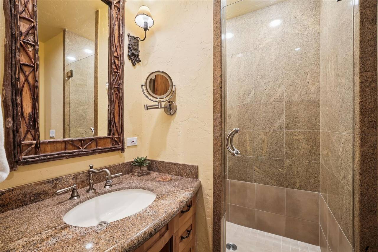 Bathroom - Rubywood - Breckenridge Vacation Rental Bathroom - Rubywood - Breckenridge Vacation Rental