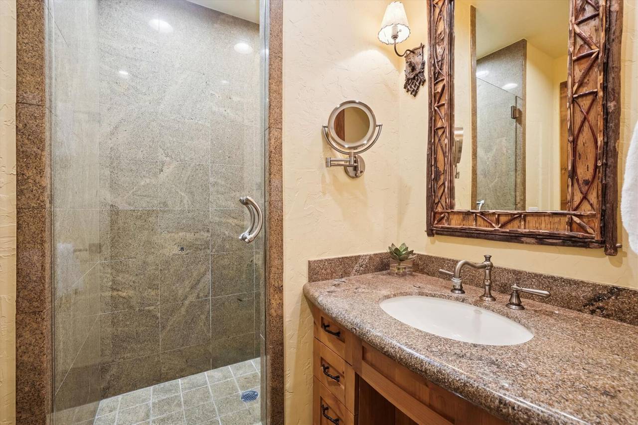 Bathroom - Rubywood - Breckenridge Vacation Rental Bathroom - Rubywood - Breckenridge Vacation Rental