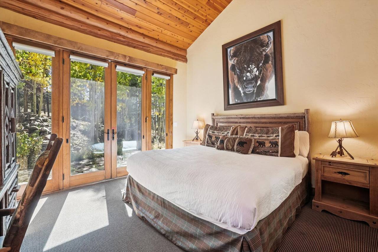 Bedroom - Rubywood - Breckenridge Vacation Rental Bedroom - Rubywood - Breckenridge Vacation Rental