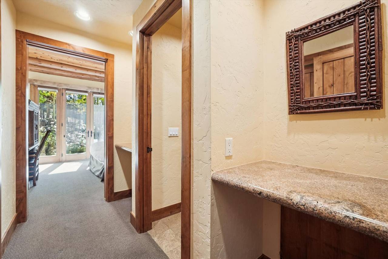 Bedroom - Rubywood - Breckenridge Vacation Rental Bedroom - Rubywood - Breckenridge Vacation Rental