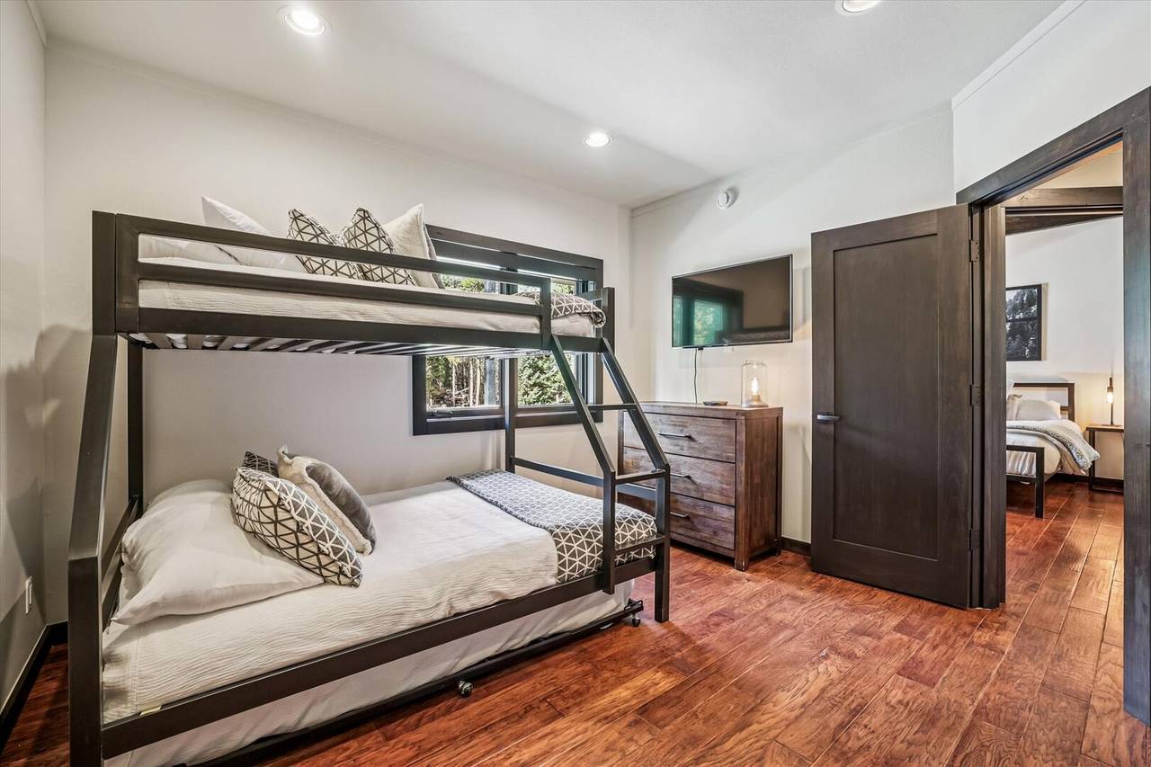 Bedroom - Summit Solitude Estate - Breckenridge Vacation Rental Bedroom - Summit Solitude Estate - Breckenridge Vacation Rental