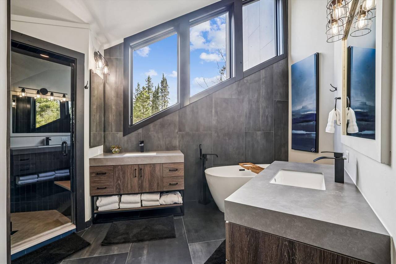 Bathroom - Summit Solitude Estate - Breckenridge Vacation Rental Bathroom - Summit Solitude Estate - Breckenridge Vacation Rental