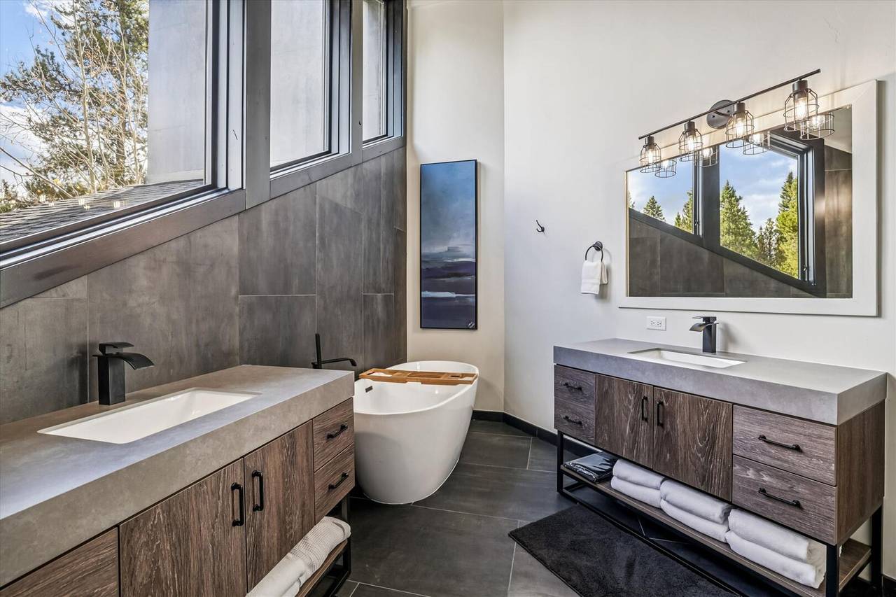 Bathroom - Summit Solitude Estate - Breckenridge Vacation Rental Bathroom - Summit Solitude Estate - Breckenridge Vacation Rental