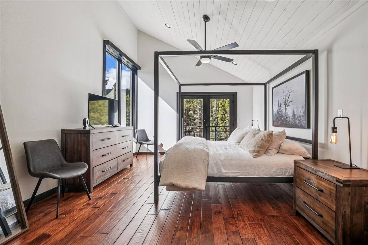 Bedroom - Summit Solitude Estate - Breckenridge Vacation Rental Bedroom - Summit Solitude Estate - Breckenridge Vacation Rental