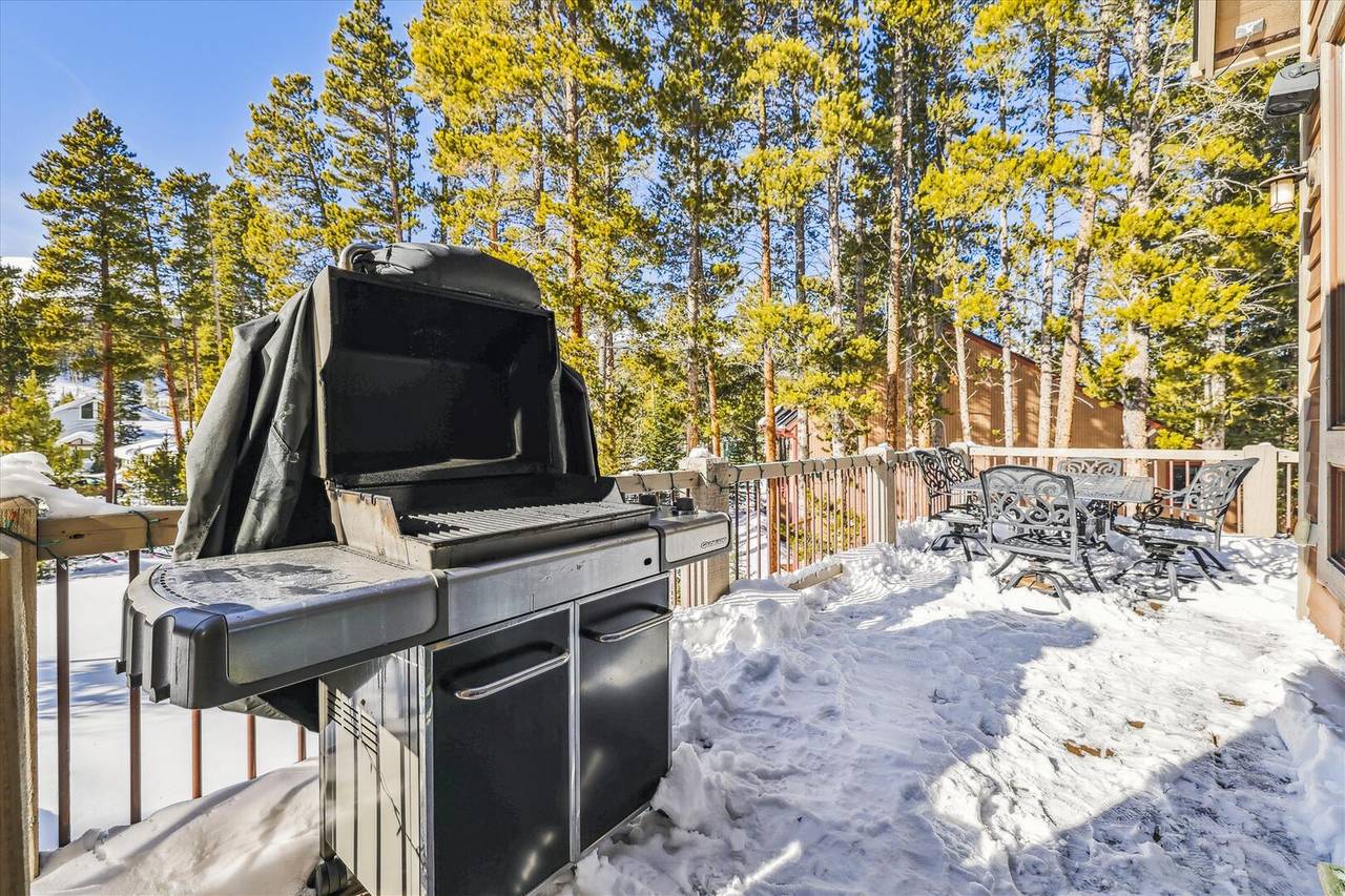 Deck - Lone Hand Lodge - Breckenridge Vacation Rental Deck - Lone Hand Lodge - Breckenridge Vacation Rental