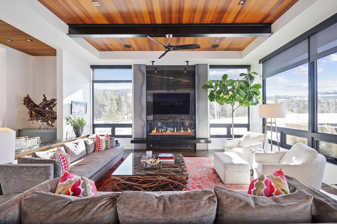 Living Area - Villa Amara - Breckenridge Vacation Rental Living Area - Villa Amara - Breckenridge Vacation Rental