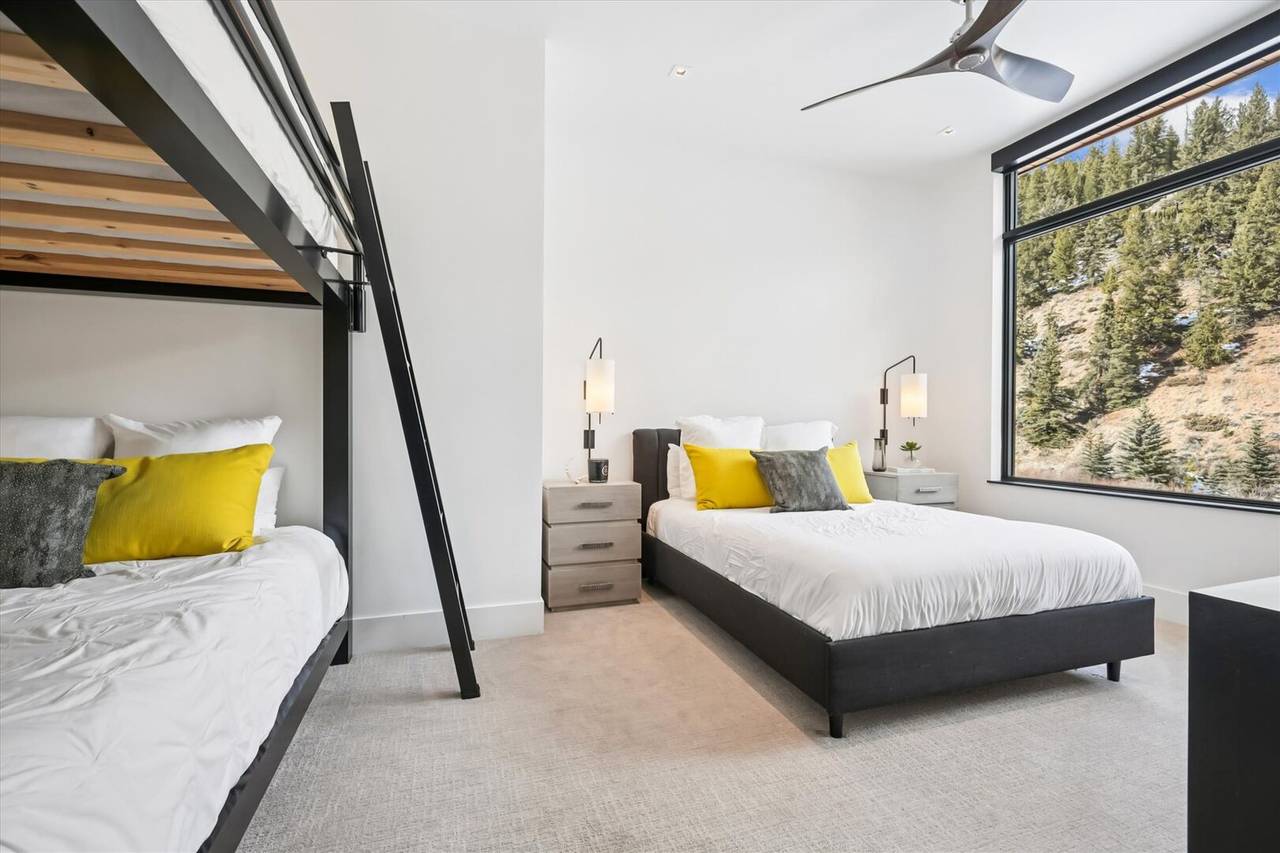 Bedroom - Villa Amara - Breckenridge Vacation Rental Bedroom - Villa Amara - Breckenridge Vacation Rental