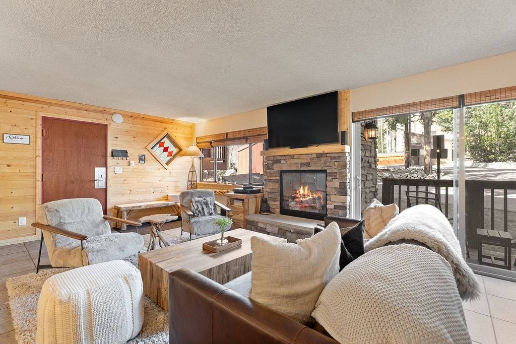 Living Area - Pine Ridge 15A - Breckenridge Vacation Rental Living Area - Pine Ridge 15A - Breckenridge Vacation Rental