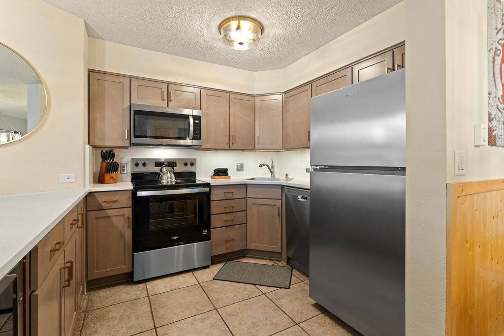 Kitchen - Pine Ridge 15A - Breckenridge Vacation Rental Kitchen - Pine Ridge 15A - Breckenridge Vacation Rental