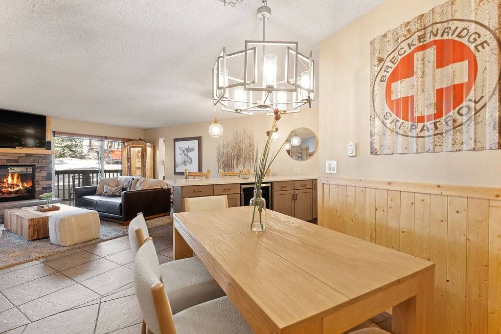 Dining Area - Pine Ridge 15A - Breckenridge Vacation Rental Dining Area - Pine Ridge 15A - Breckenridge Vacation Rental