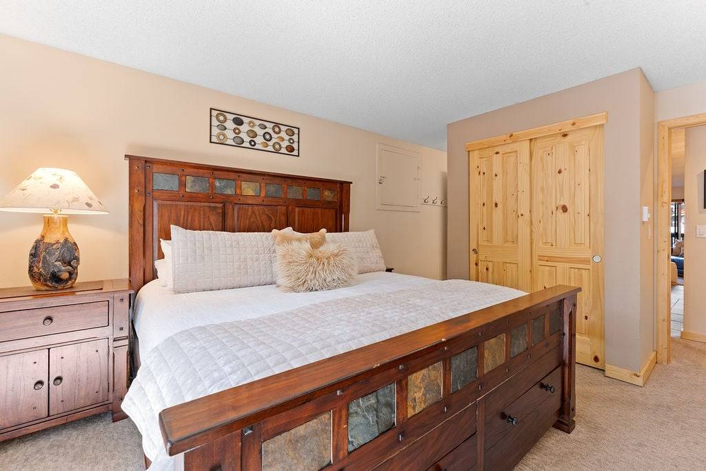 Bedroom - Pine Ridge 15A - Breckenridge Vacation Rental Bedroom - Pine Ridge 15A - Breckenridge Vacation Rental