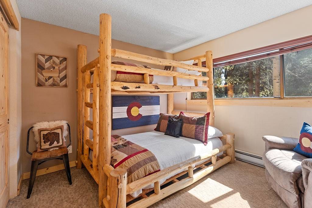 Bedroom - Pine Ridge 15A - Breckenridge Vacation Rental Bedroom - Pine Ridge 15A - Breckenridge Vacation Rental