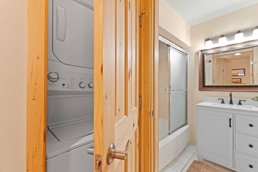 Laundry - Pine Ridge 15A - Breckenridge Vacation Rental Laundry - Pine Ridge 15A - Breckenridge Vacation Rental