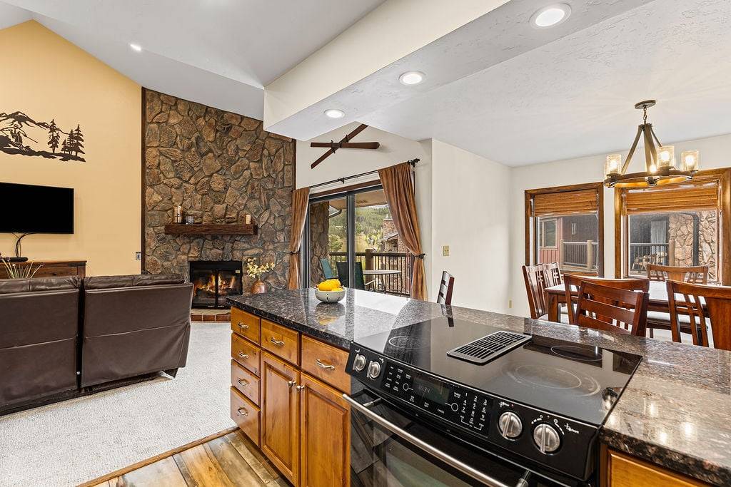 Kitchen - Park Place 304C - Breckenridge Vacation Rental Kitchen - Park Place 304C - Breckenridge Vacation Rental
