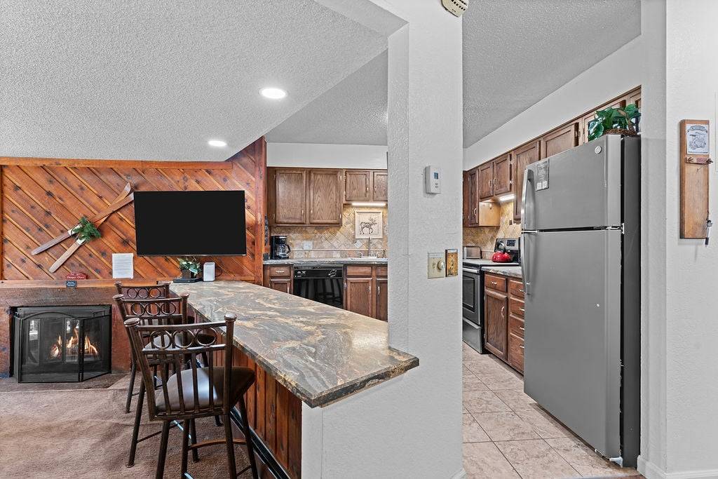 Kitchen - Powder Ridge 108 - Breckenridge Vacation Rental Kitchen - Powder Ridge 108 - Breckenridge Vacation Rental