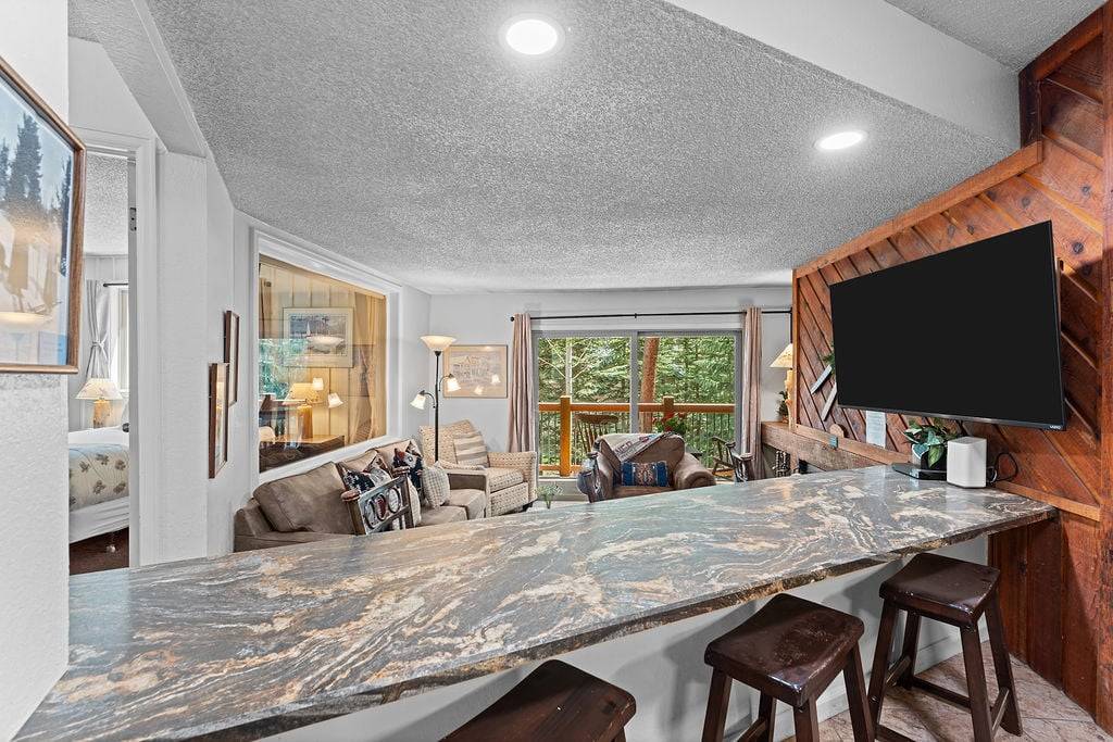 Kitchen - Powder Ridge 108 - Breckenridge Vacation Rental Kitchen - Powder Ridge 108 - Breckenridge Vacation Rental