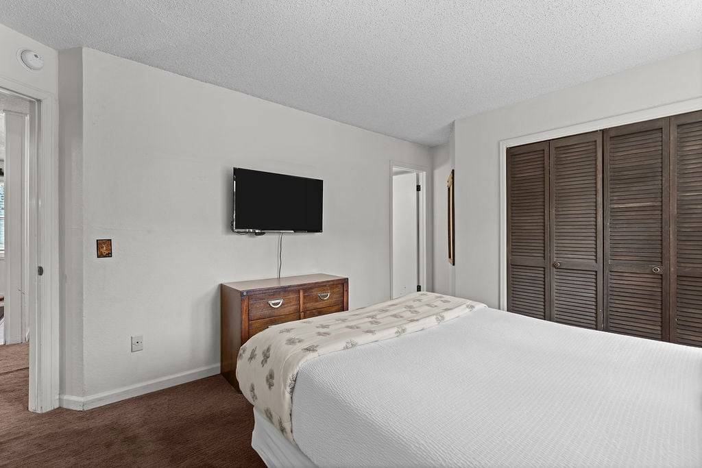 Bedroom - Powder Ridge 108 - Breckenridge Vacation Rental Bedroom - Powder Ridge 108 - Breckenridge Vacation Rental