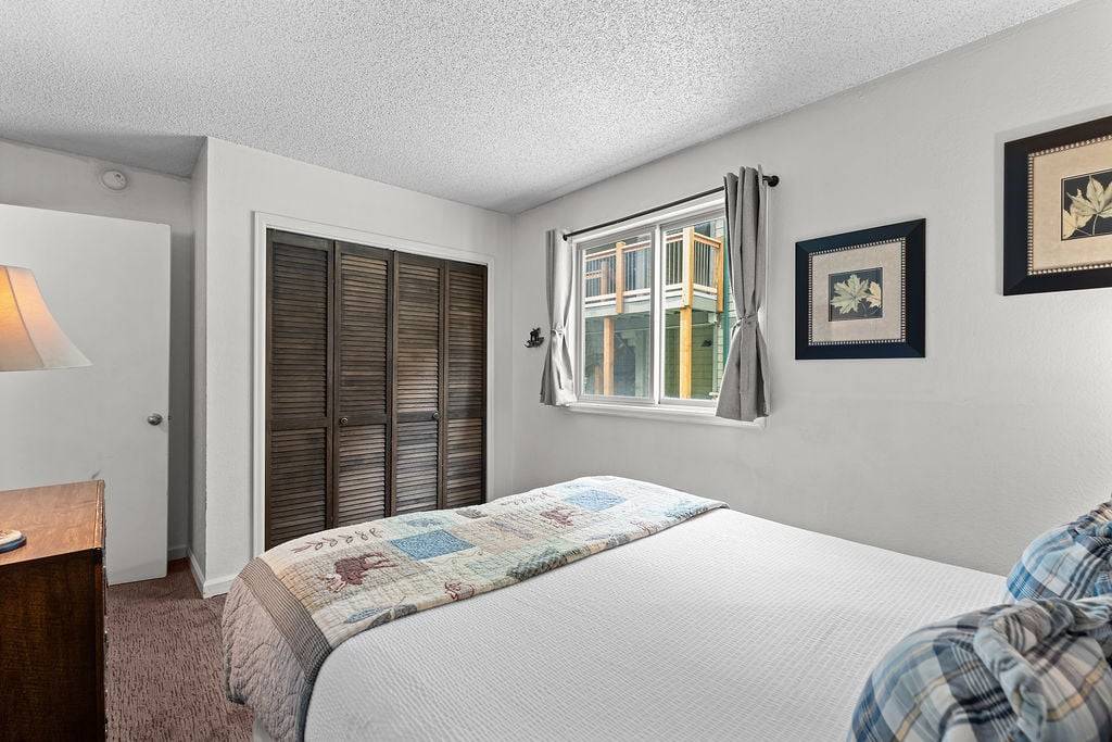 Bedroom - Powder Ridge 108 - Breckenridge Vacation Rental Bedroom - Powder Ridge 108 - Breckenridge Vacation Rental