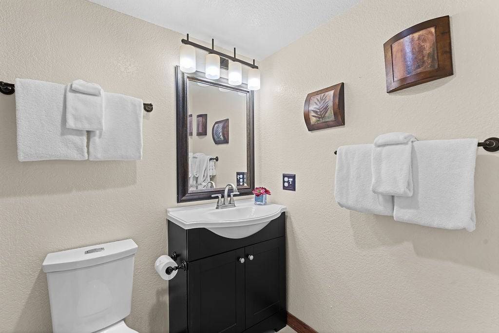 Bathroom - Powder Ridge 108 - Breckenridge Vacation Rental Bathroom - Powder Ridge 108 - Breckenridge Vacation Rental