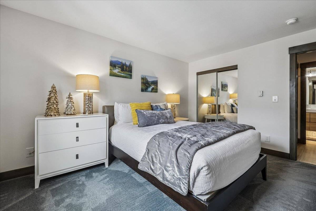 Bedroom - Park Place 302C - Breckenridge Vacation Rental Bedroom - Park Place 302C - Breckenridge Vacation Rental