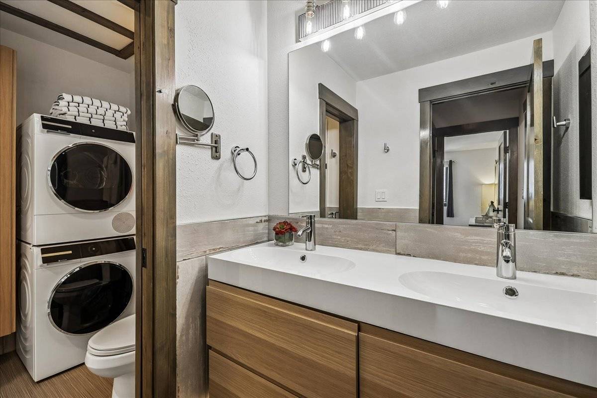 Bathroom - Park Place 302C - Breckenridge Vacation Rental Bathroom - Park Place 302C - Breckenridge Vacation Rental