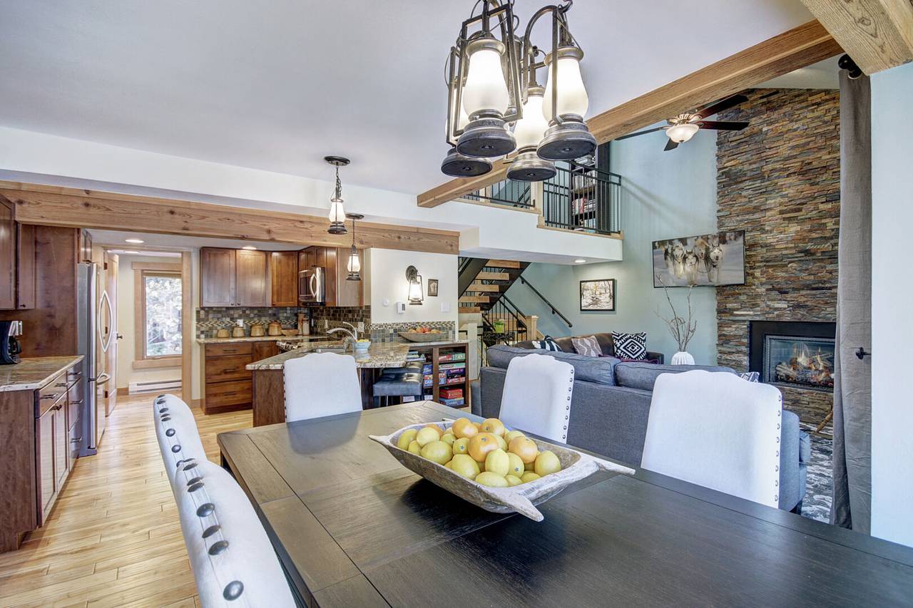 Additional view of the updated kitchen--perfect for the chef in the group - 4 O'Clock Lodge D26 Breckenridge Vacation Rental Additional view of the updated kitchen--perfect for the chef in the group - 4 O'Clock Lodge D26 Breckenridge Vacation Rental